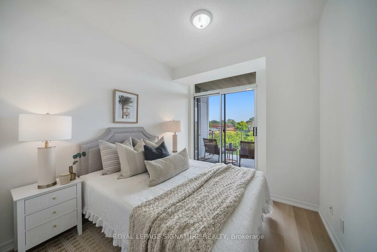 80, Port, Port Credit, Mississauga