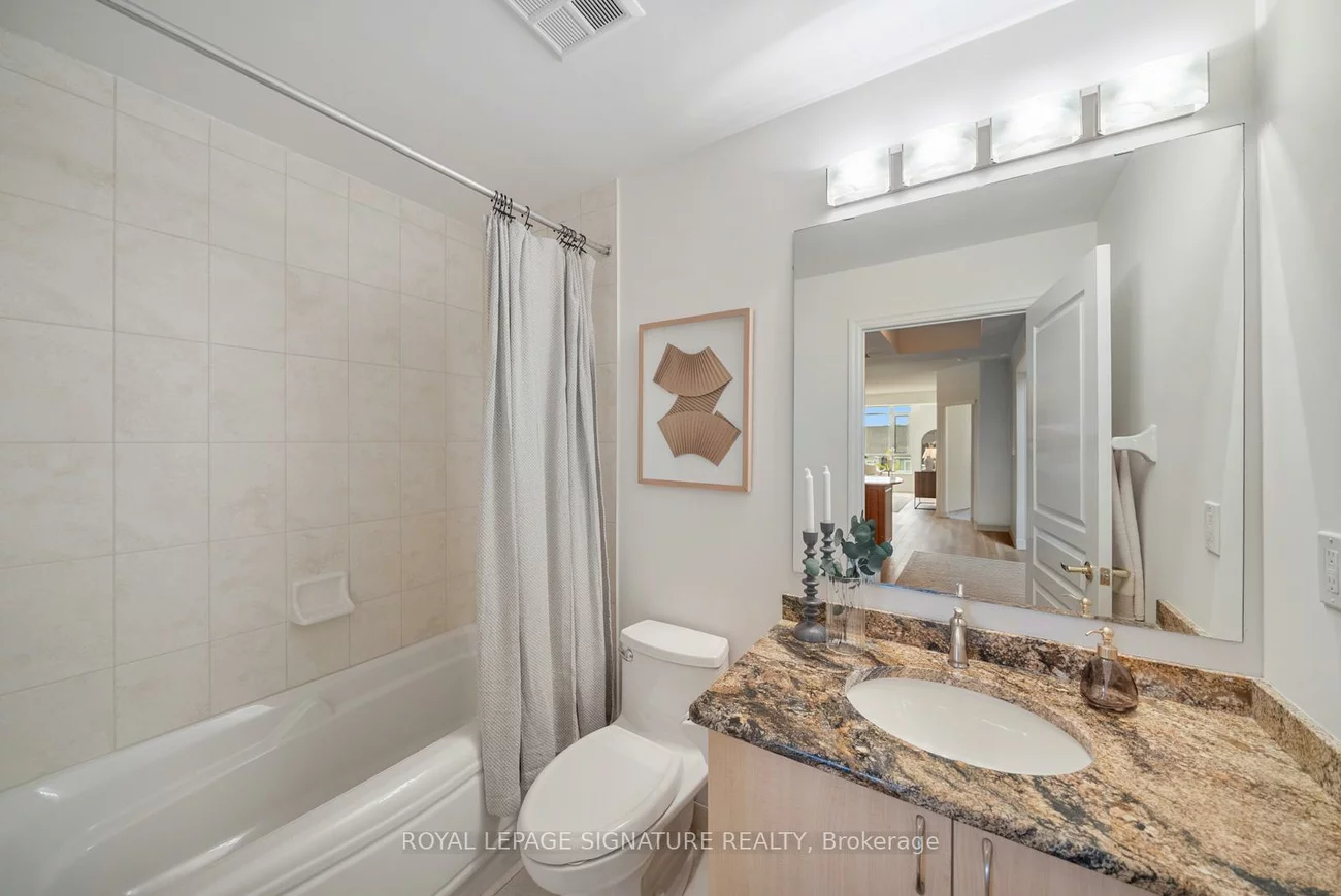 80, Port, Port Credit, Mississauga