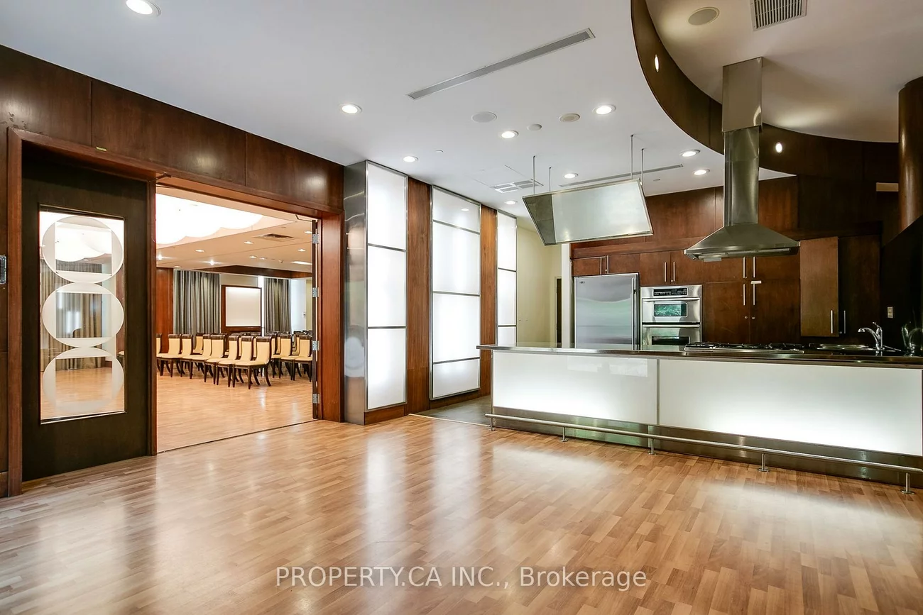 3880, Duke Of York, City Centre, Mississauga