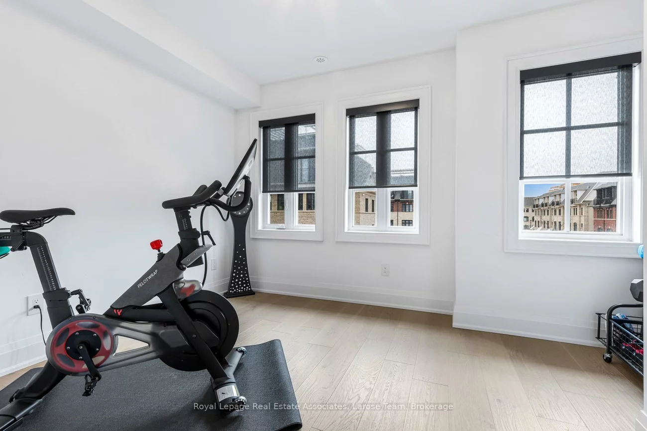 10, Lunar, Streetsville, Mississauga