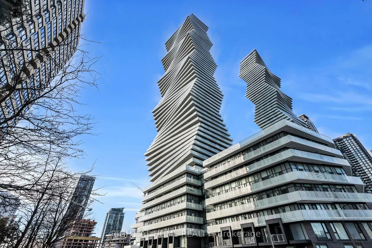 3883, Quartz, City Centre, Mississauga