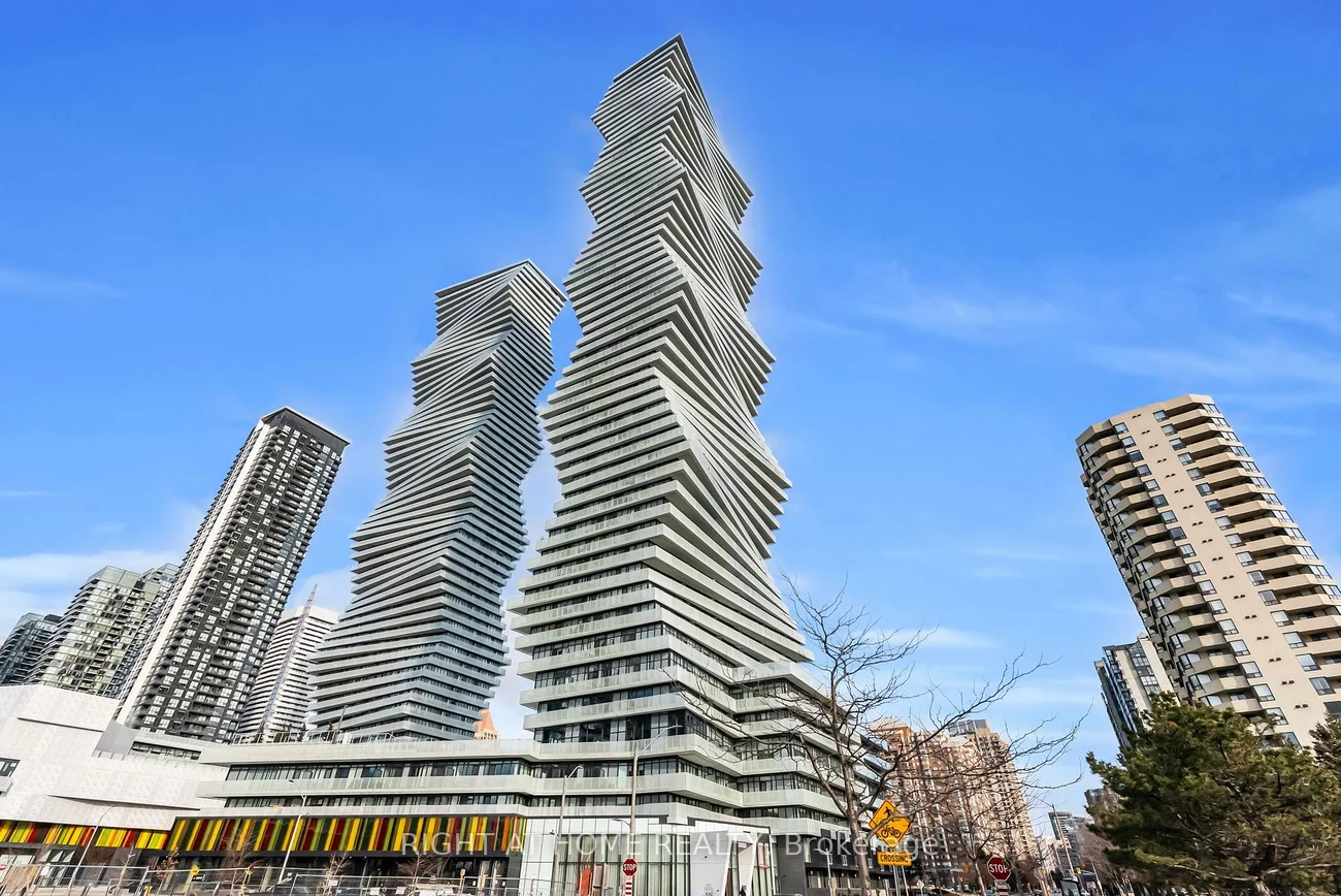 3883, Quartz, City Centre, Mississauga