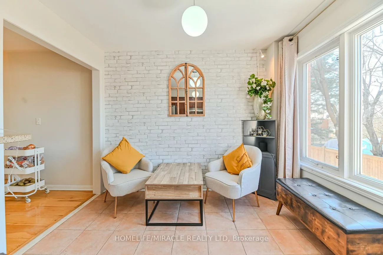 1128, Dundas, Erindale, Mississauga