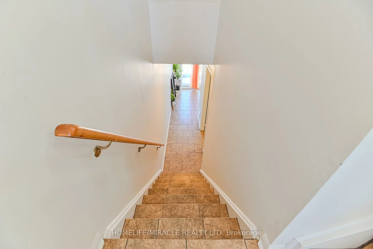 1128, Dundas, Erindale, Mississauga