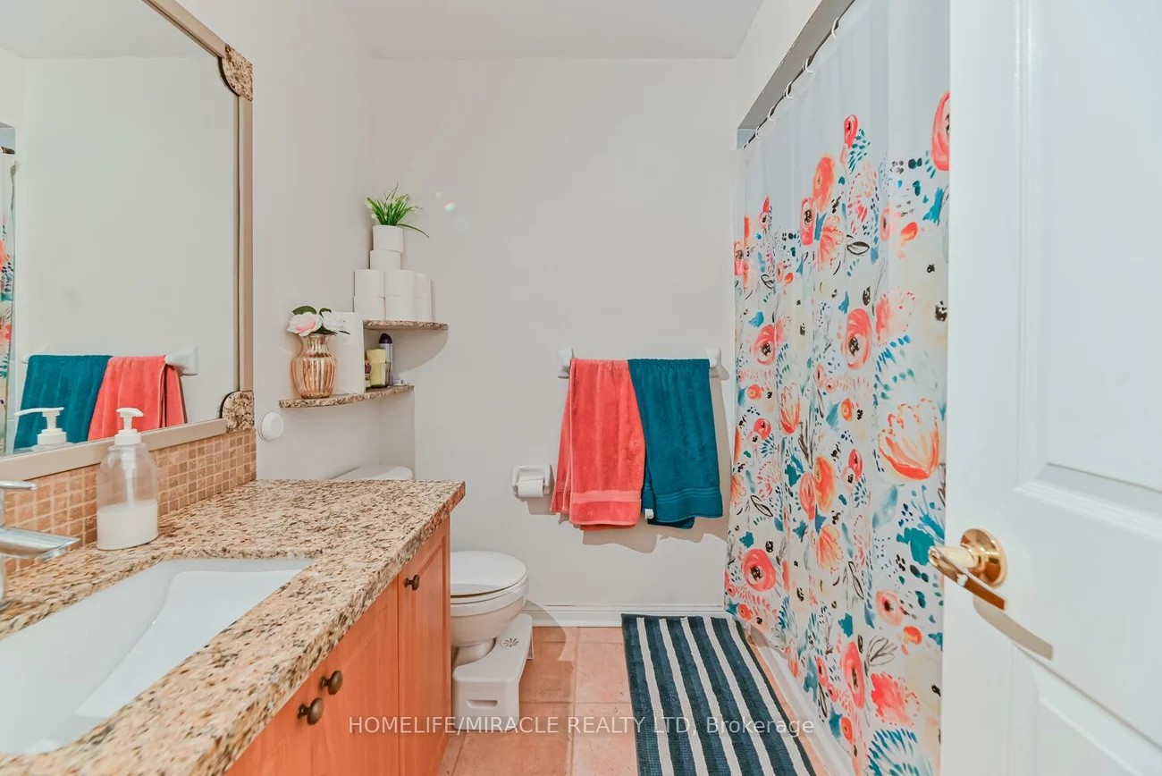 1128, Dundas, Erindale, Mississauga