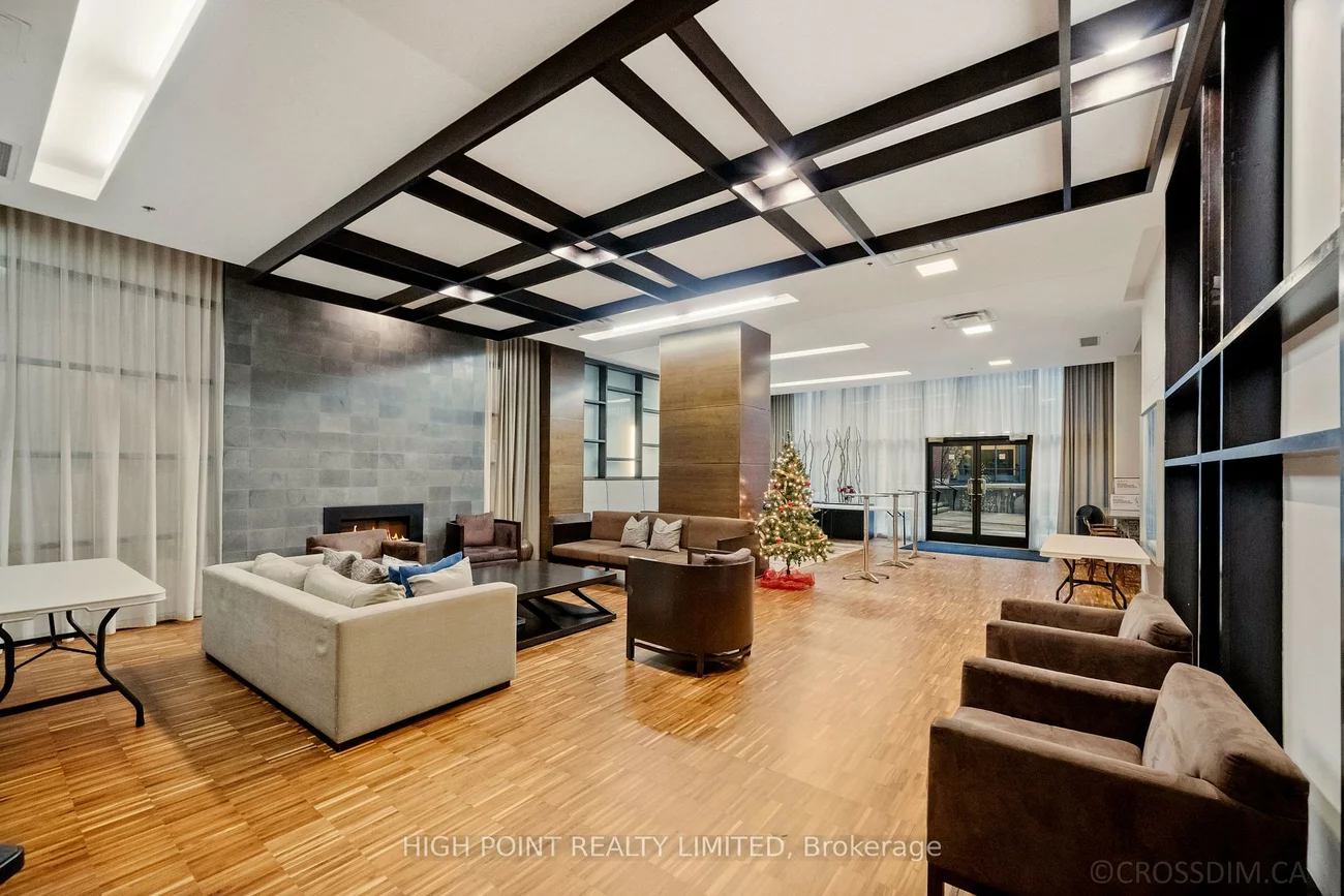 1, Hurontario, Port Credit, Mississauga