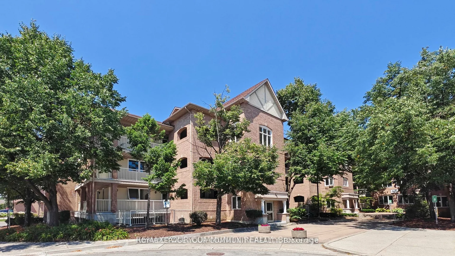 85, Bristol, Hurontario, Mississauga