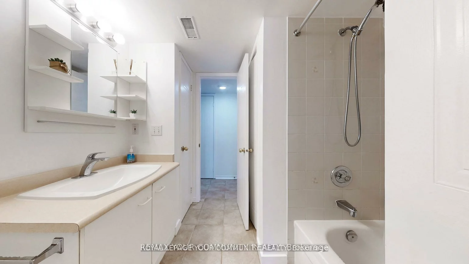 85, Bristol, Hurontario, Mississauga