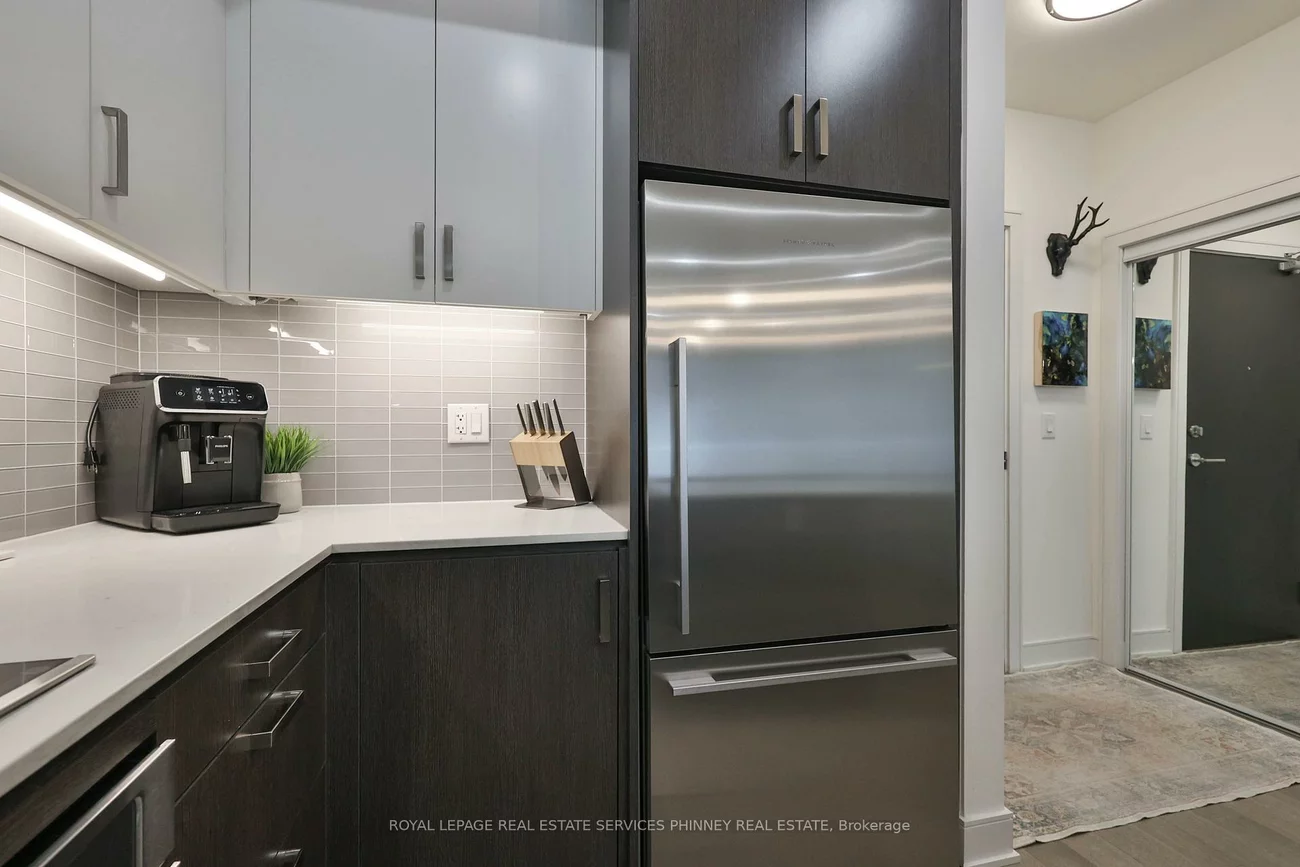 1575, Lakeshore, Clarkson, Mississauga