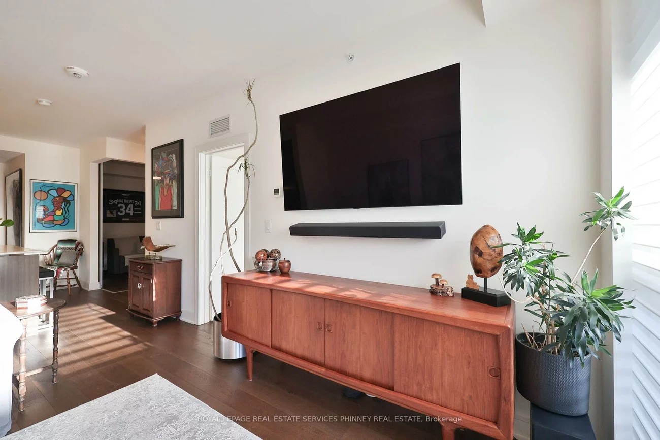 1575, Lakeshore, Clarkson, Mississauga