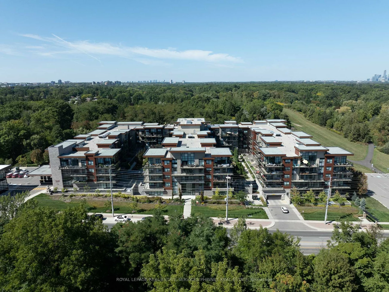 1575, Lakeshore, Clarkson, Mississauga