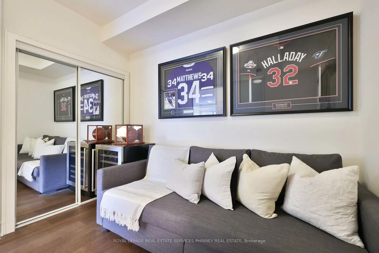 1575, Lakeshore, Clarkson, Mississauga