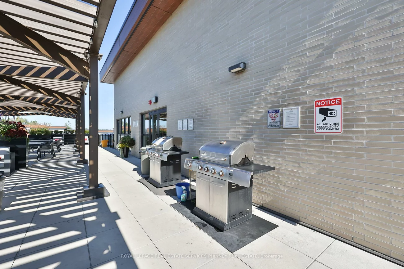 1575, Lakeshore, Clarkson, Mississauga