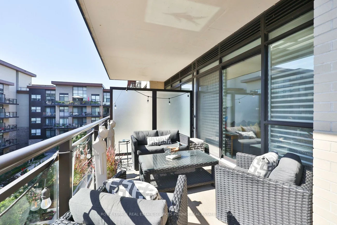 1575, Lakeshore, Clarkson, Mississauga