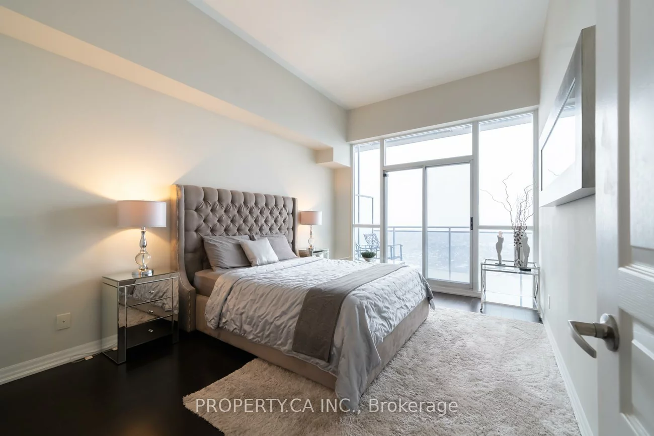 223, Webb, City Centre, Mississauga