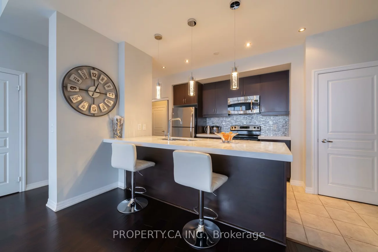 223, Webb, City Centre, Mississauga