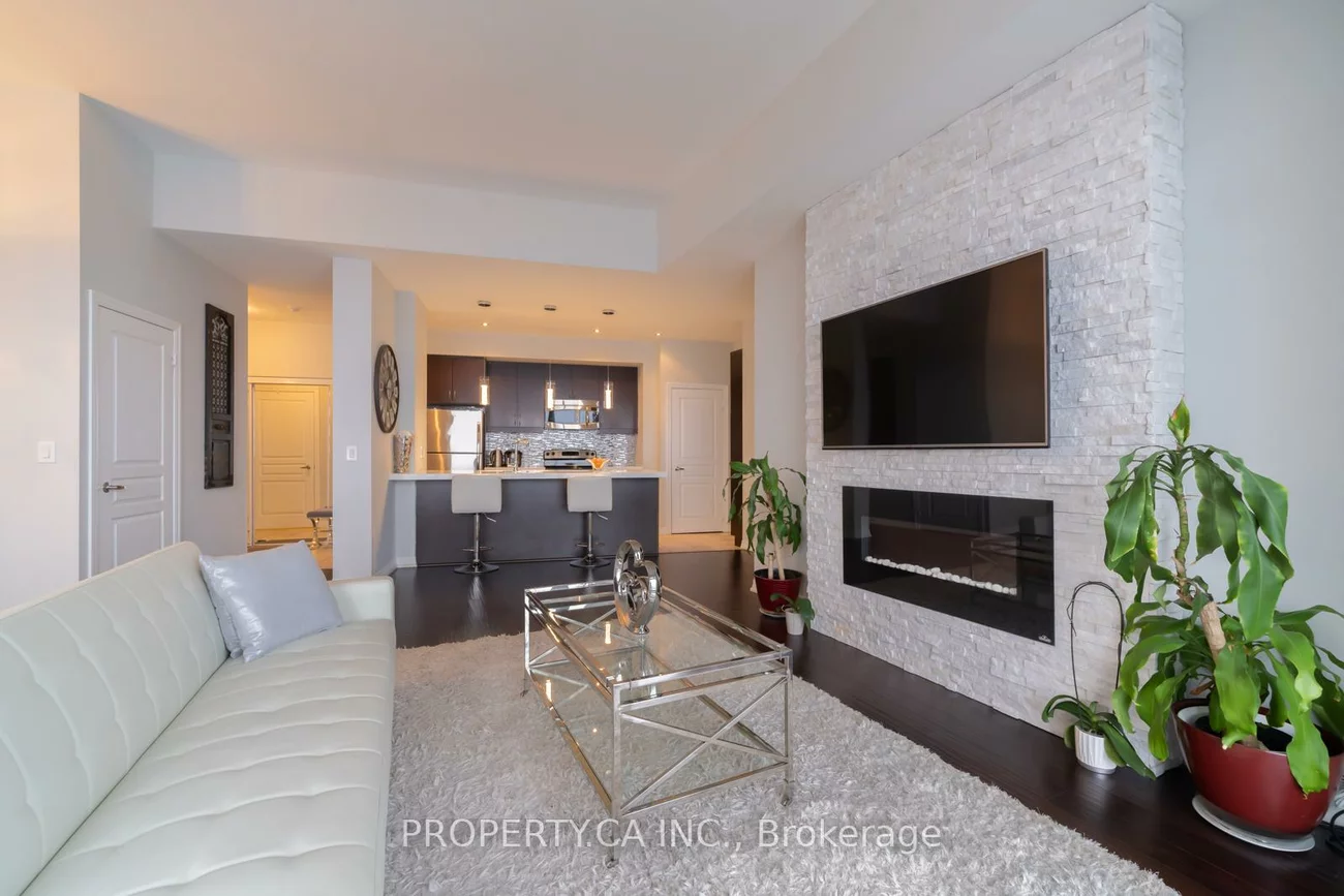 223, Webb, City Centre, Mississauga