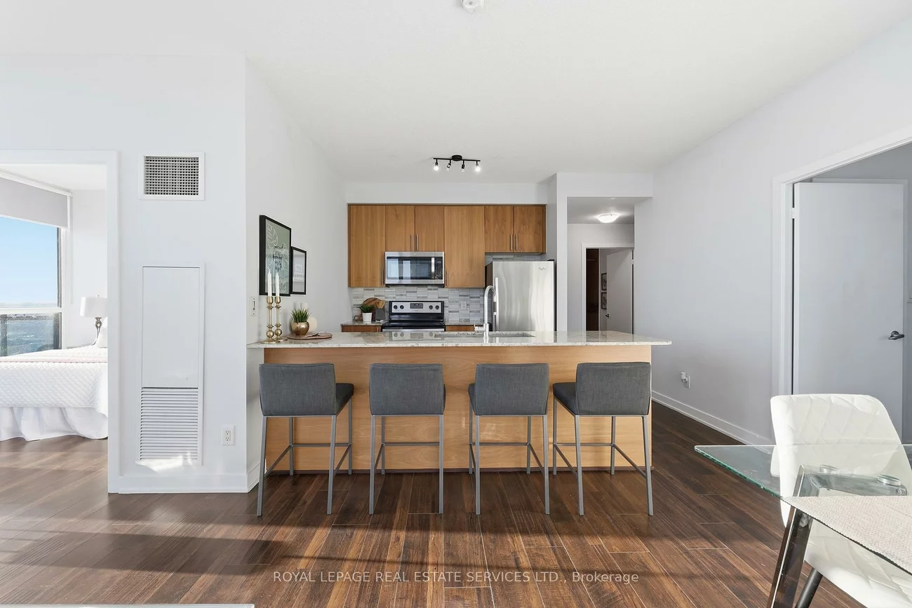 4099, Brickstone, City Centre, Mississauga