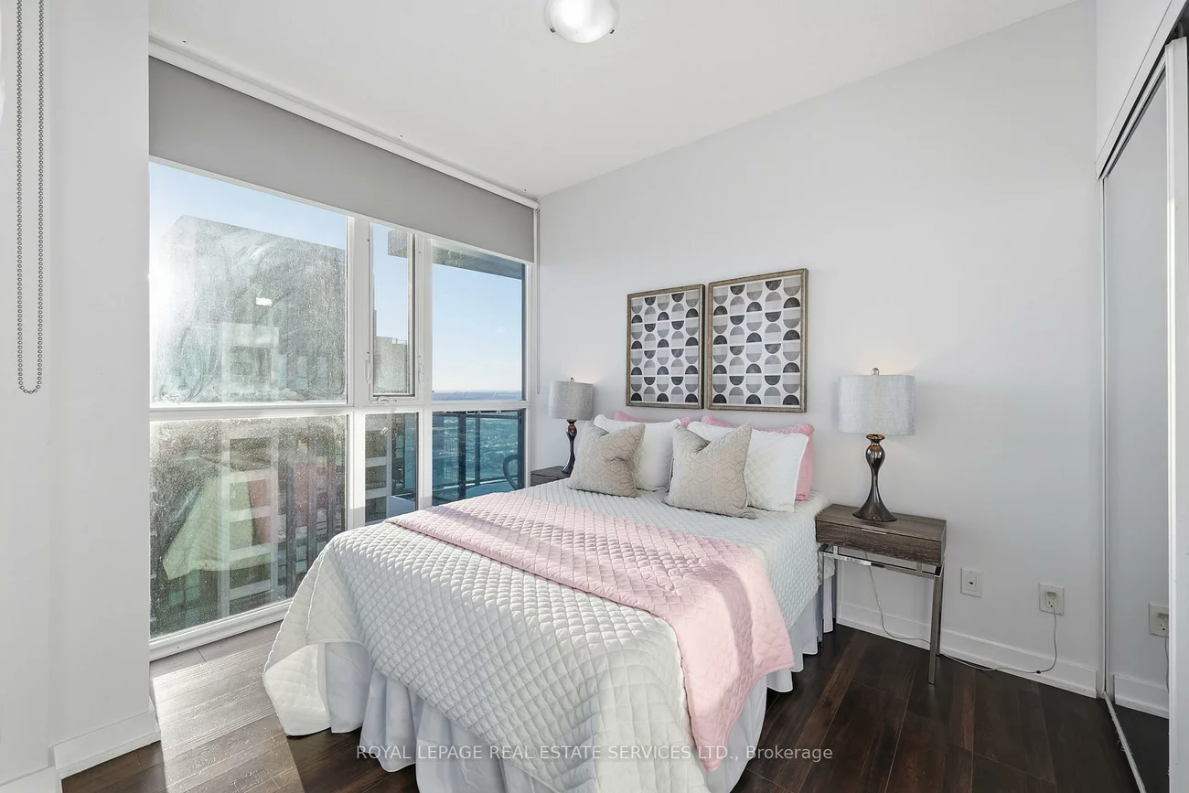 4099, Brickstone, City Centre, Mississauga