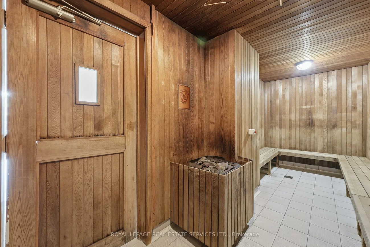 4099, Brickstone, City Centre, Mississauga