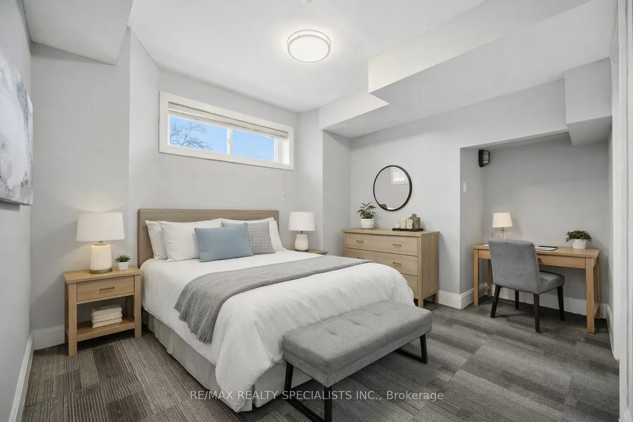 6859, Edenwood, Meadowvale, Mississauga