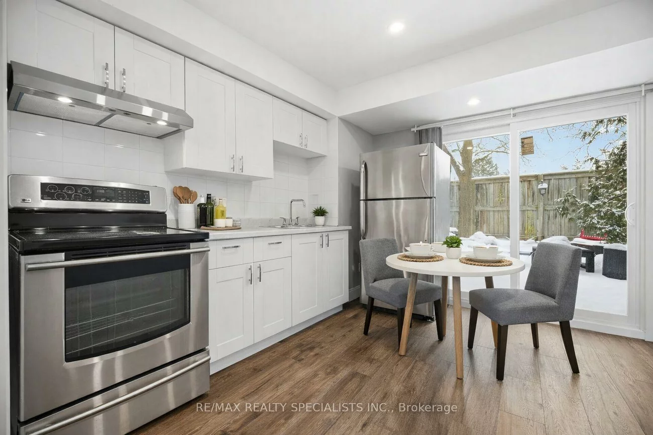 6859, Edenwood, Meadowvale, Mississauga