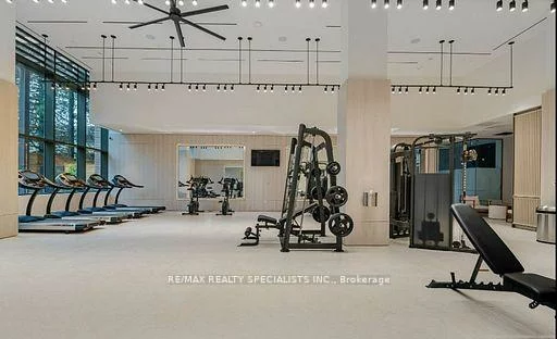 28, ANN, Port Credit, Mississauga