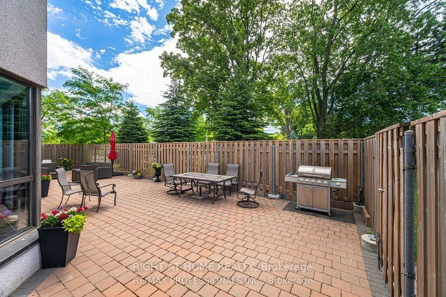 1111, Bough Beeches, Rathwood, Mississauga