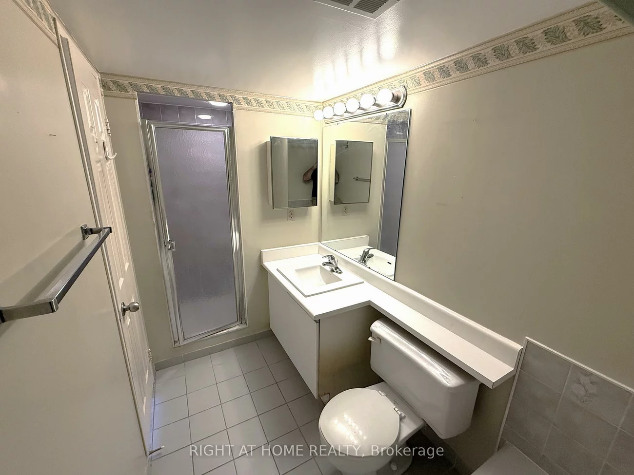 1111, Bough Beeches, Rathwood, Mississauga