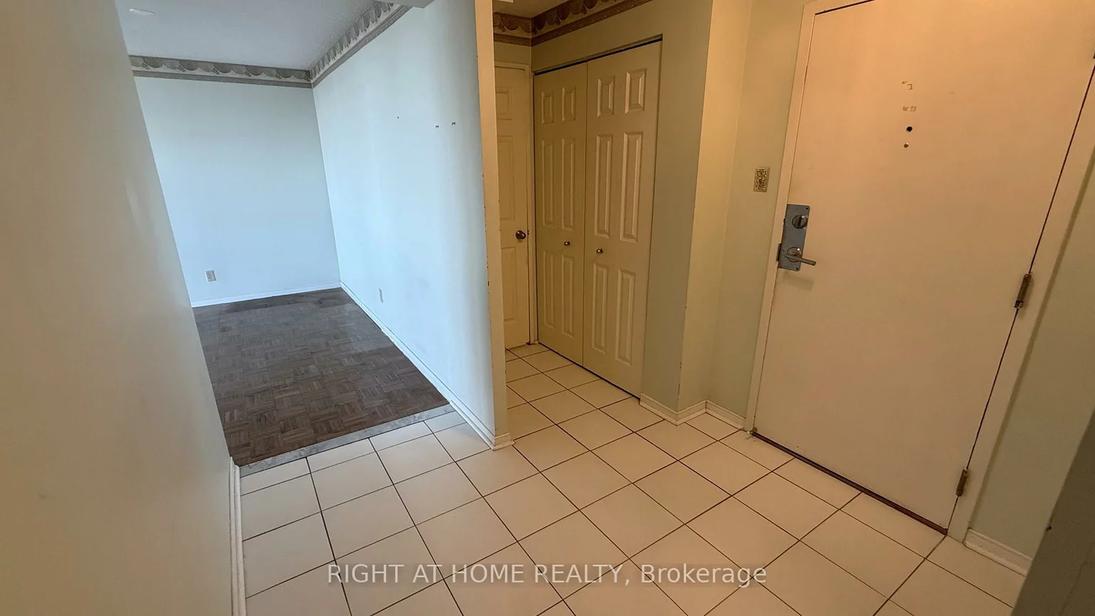 1111, Bough Beeches, Rathwood, Mississauga