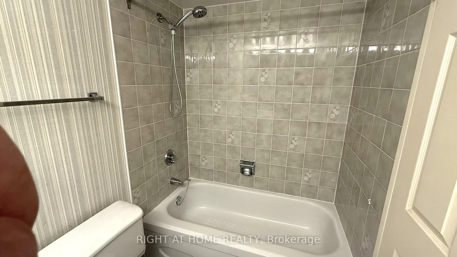 1111, Bough Beeches, Rathwood, Mississauga