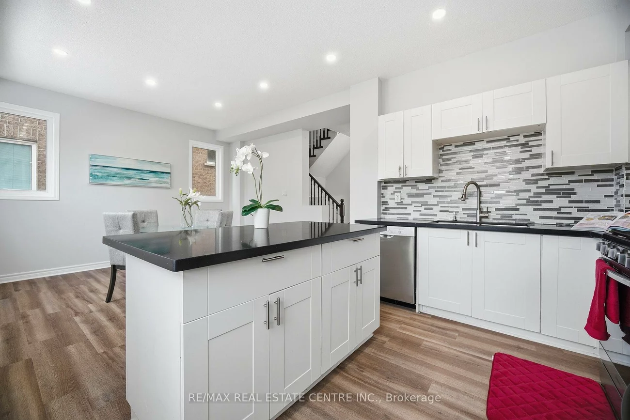 7155, Magistrate, Meadowvale Village, Mississauga