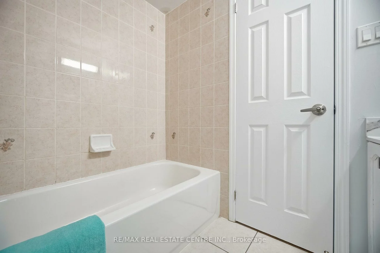 7155, Magistrate, Meadowvale Village, Mississauga