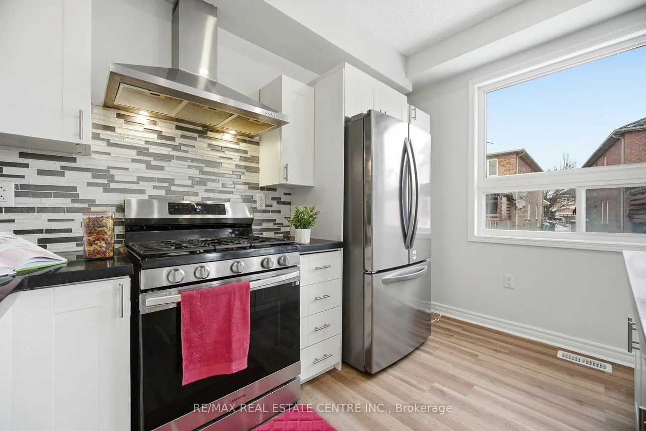 7155, Magistrate, Meadowvale Village, Mississauga