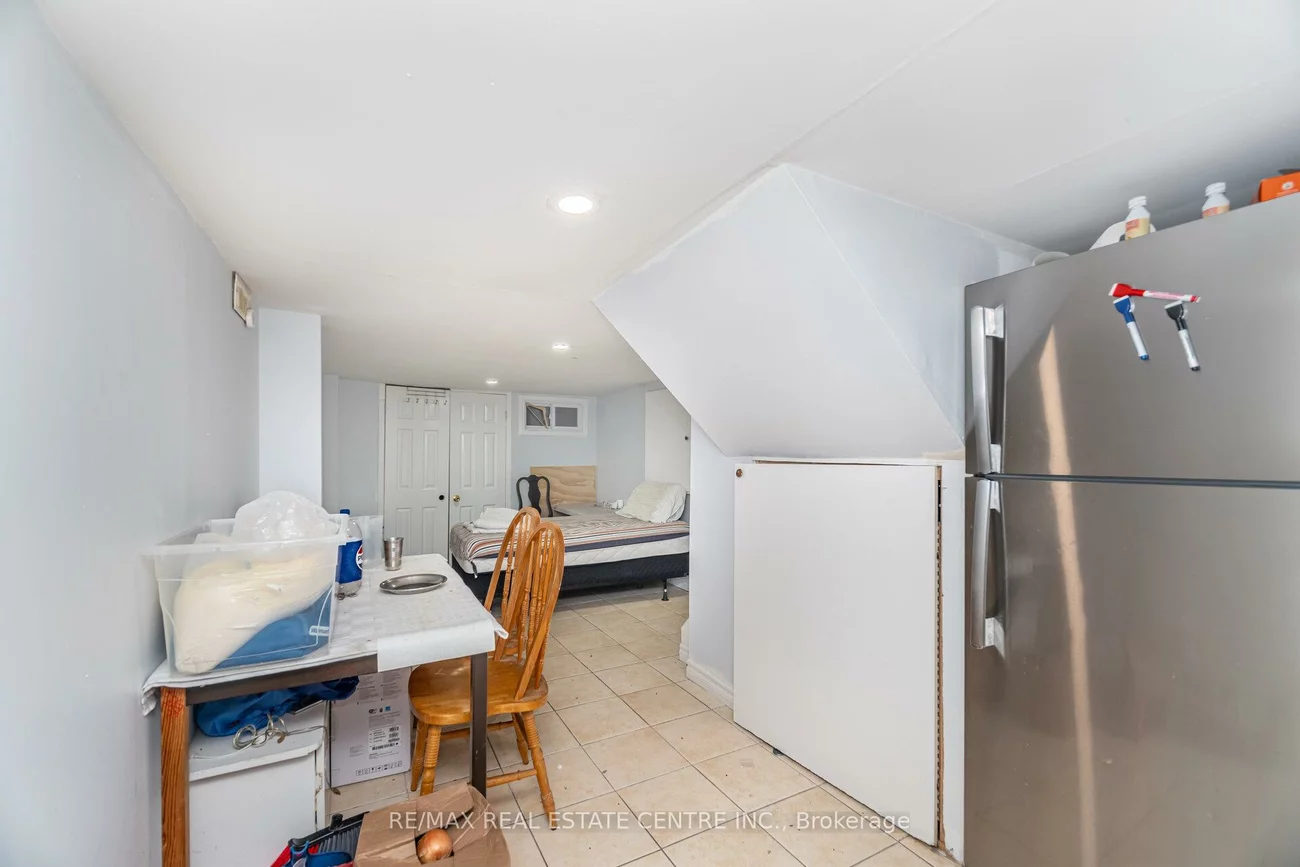 7155, Magistrate, Meadowvale Village, Mississauga