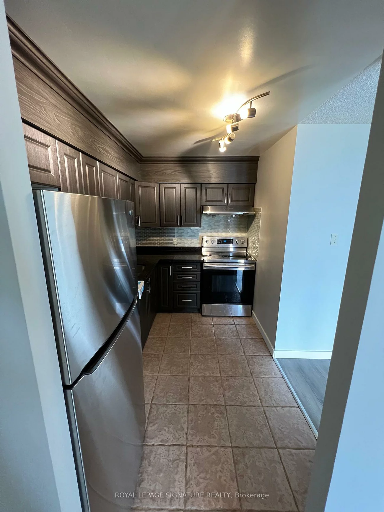 25, Trailwood, Hurontario, Mississauga