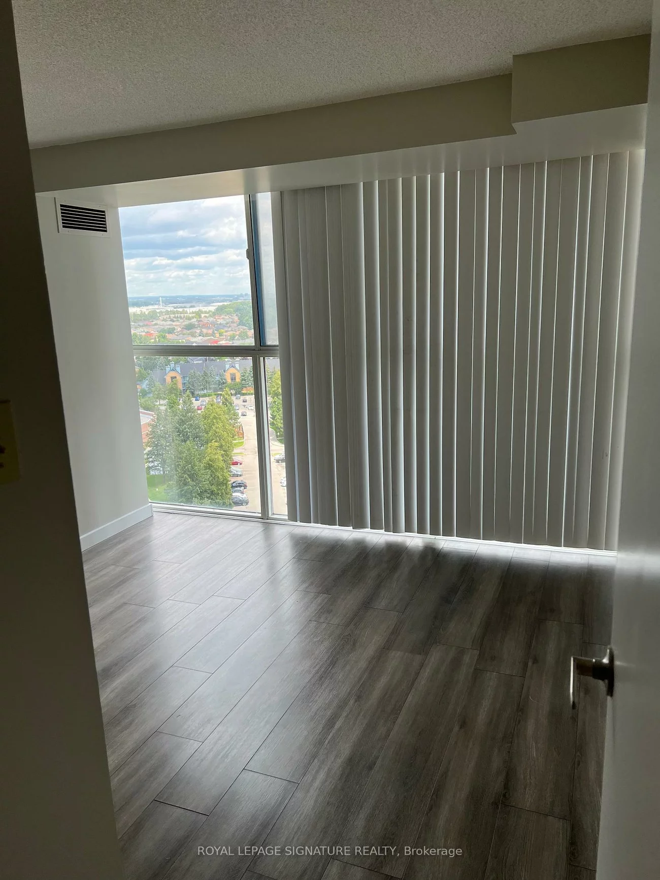 25, Trailwood, Hurontario, Mississauga