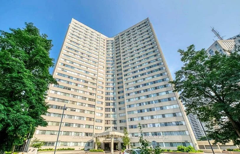 3700, Kaneff, Mississauga Valleys, Mississauga