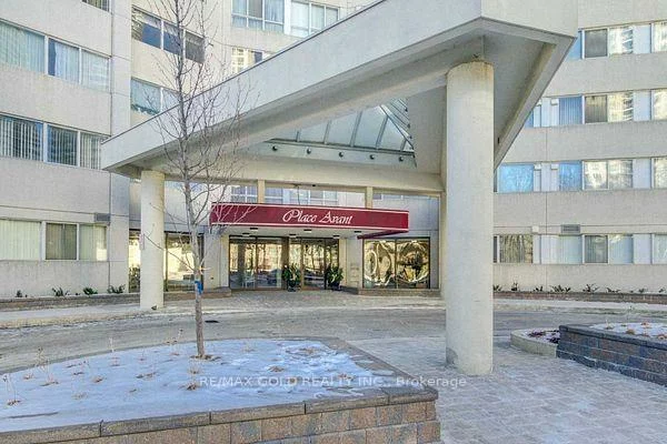 3700, Kaneff, Mississauga Valleys, Mississauga