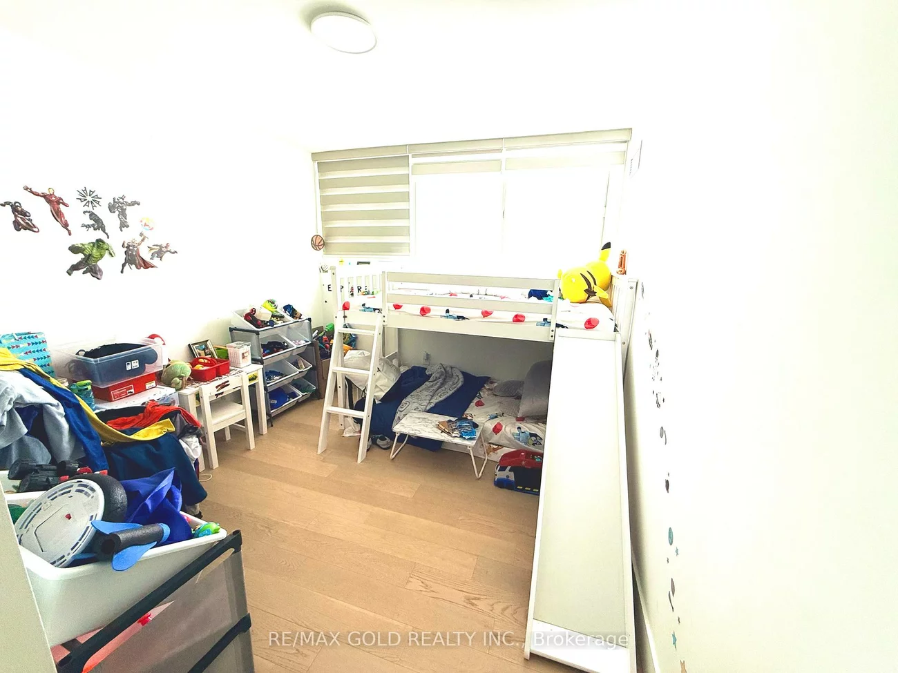 3700, Kaneff, Mississauga Valleys, Mississauga