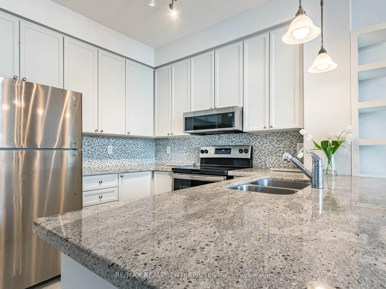 70, Port, Port Credit, Mississauga