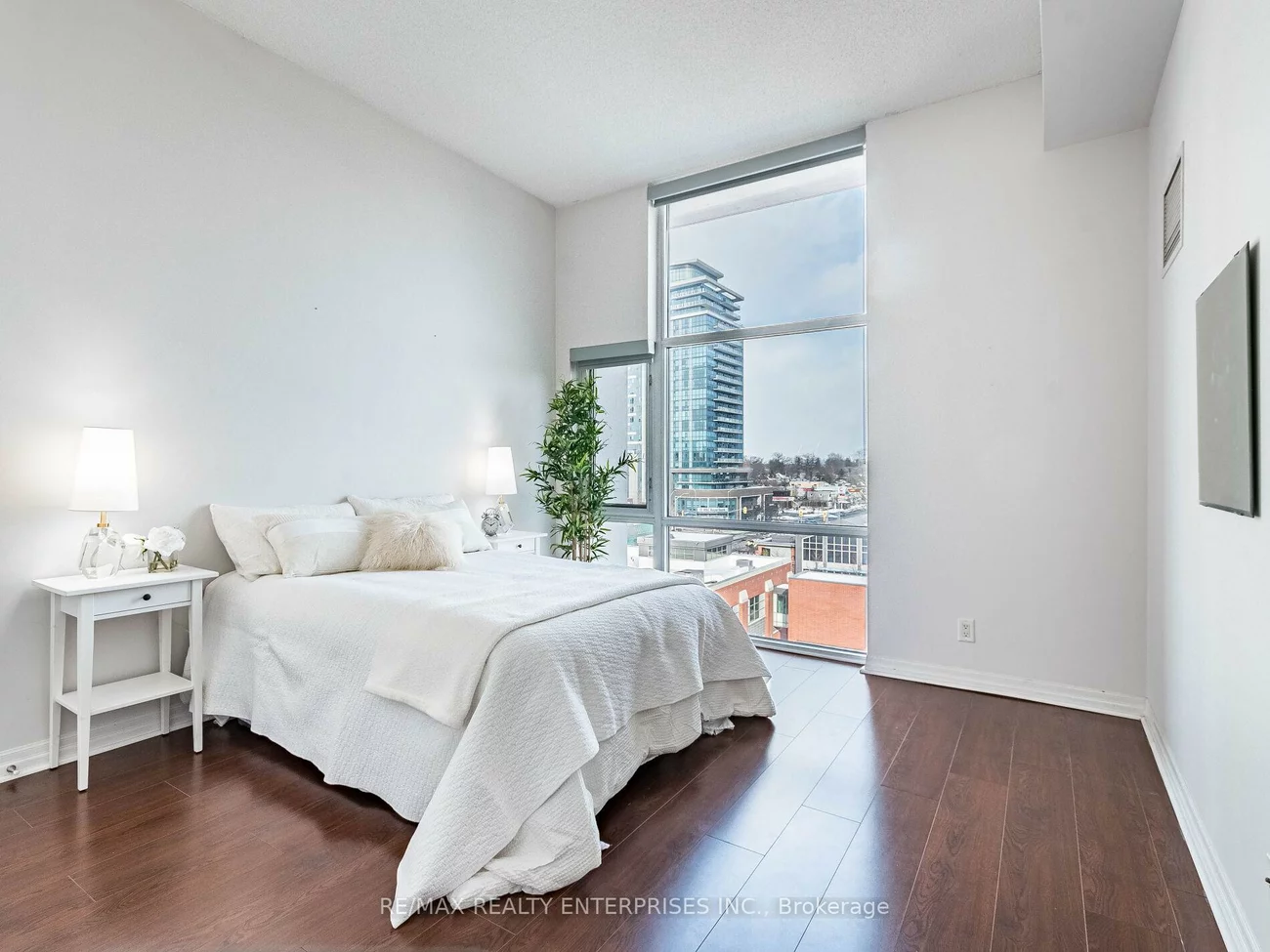 70, Port, Port Credit, Mississauga