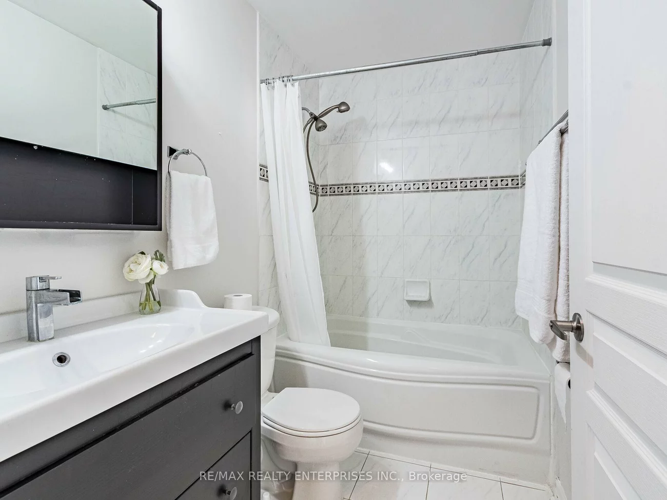 70, Port, Port Credit, Mississauga