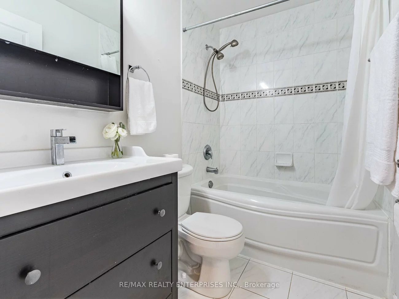 70, Port, Port Credit, Mississauga