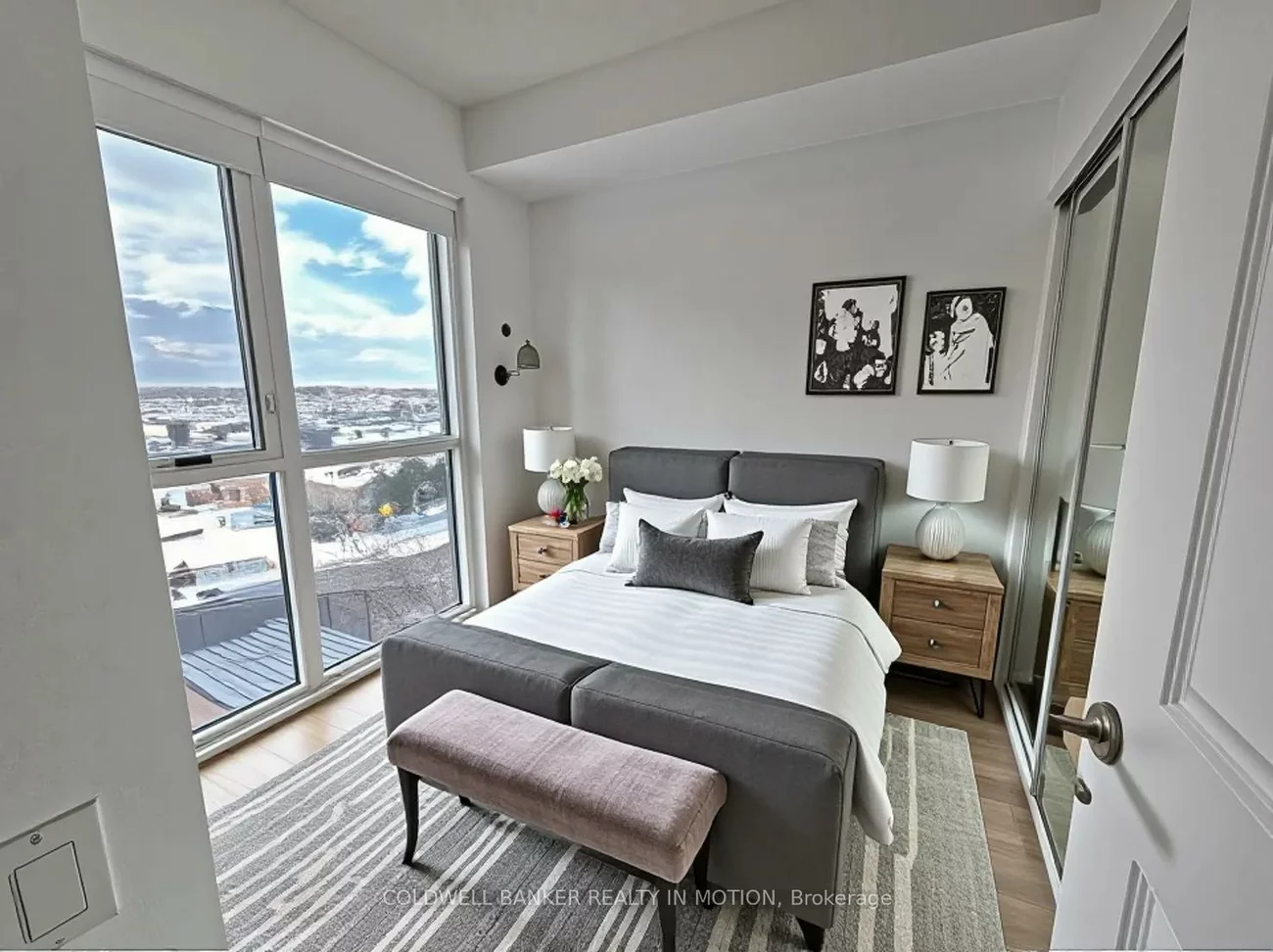 8, Nahani, Hurontario, Mississauga