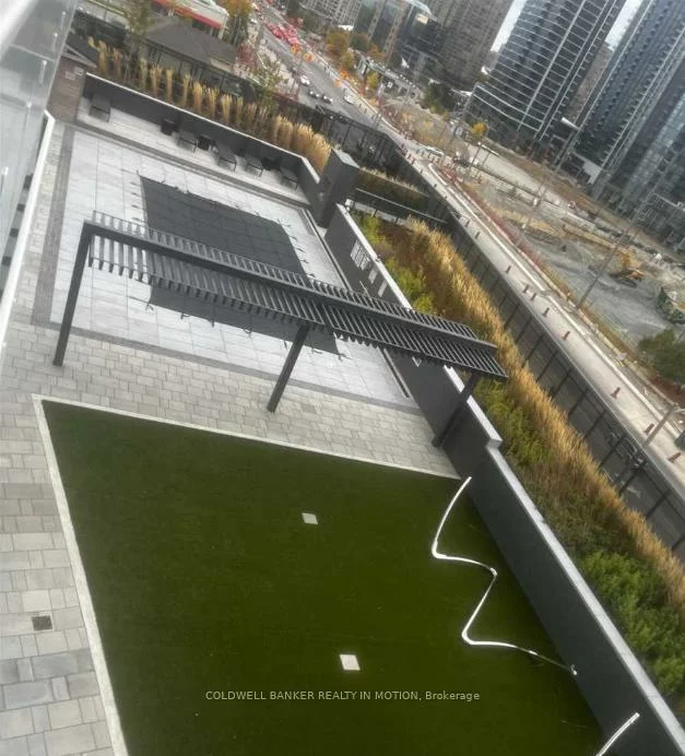 8, Nahani, Hurontario, Mississauga