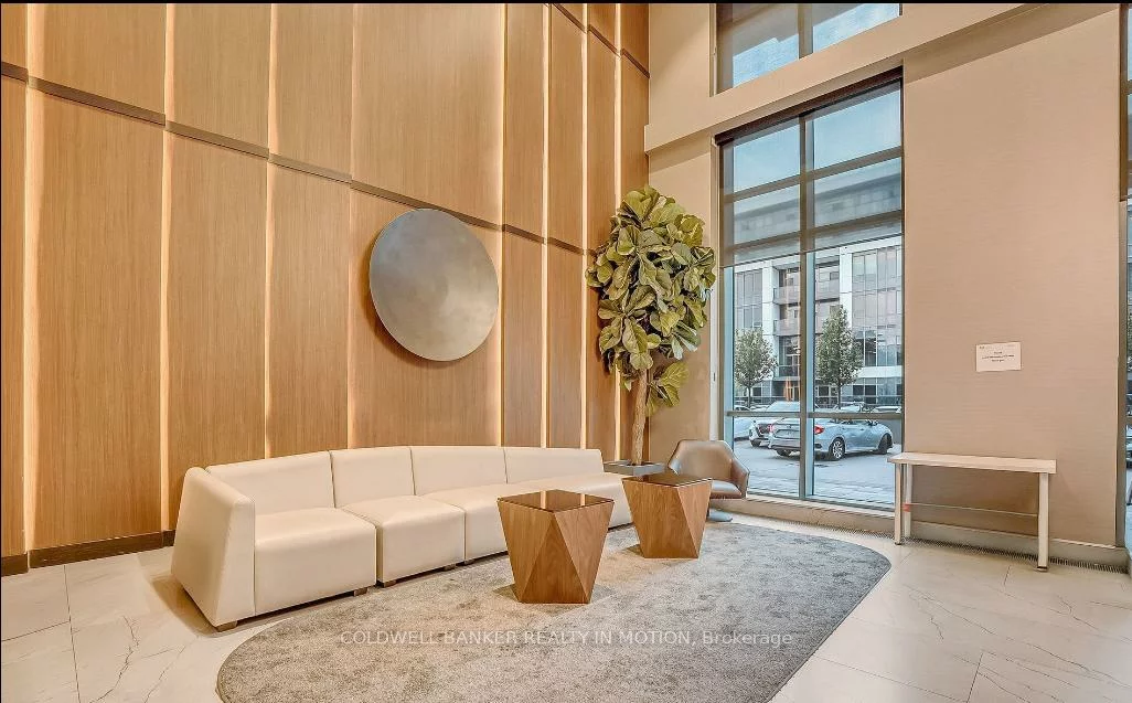 8, Nahani, Hurontario, Mississauga