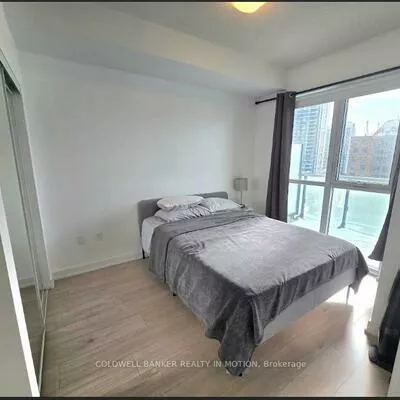 8, Nahani, Hurontario, Mississauga