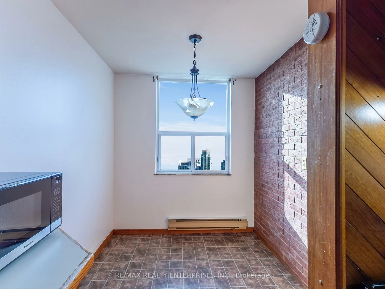 966, Inverhouse, Clarkson, Mississauga