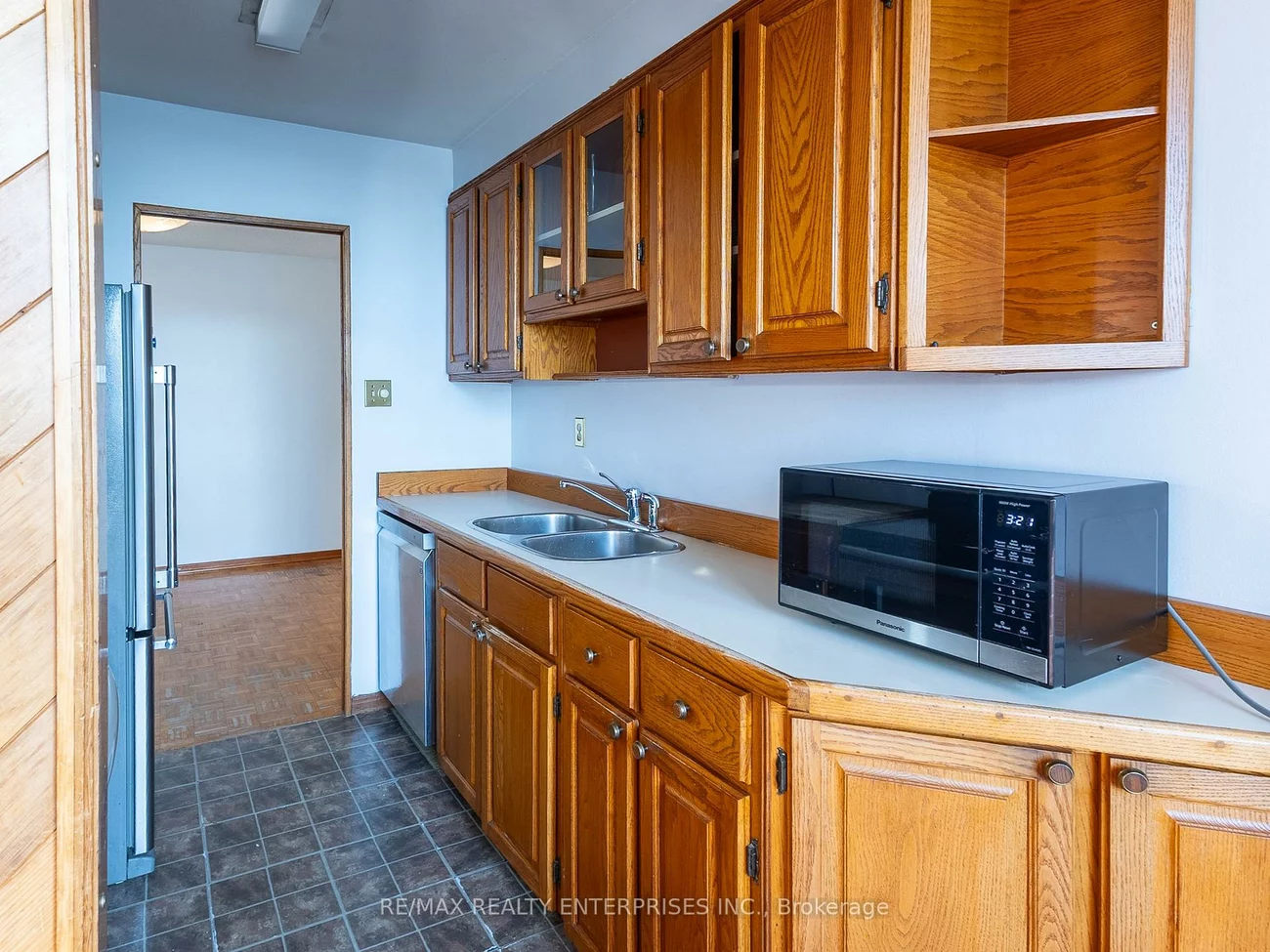 966, Inverhouse, Clarkson, Mississauga